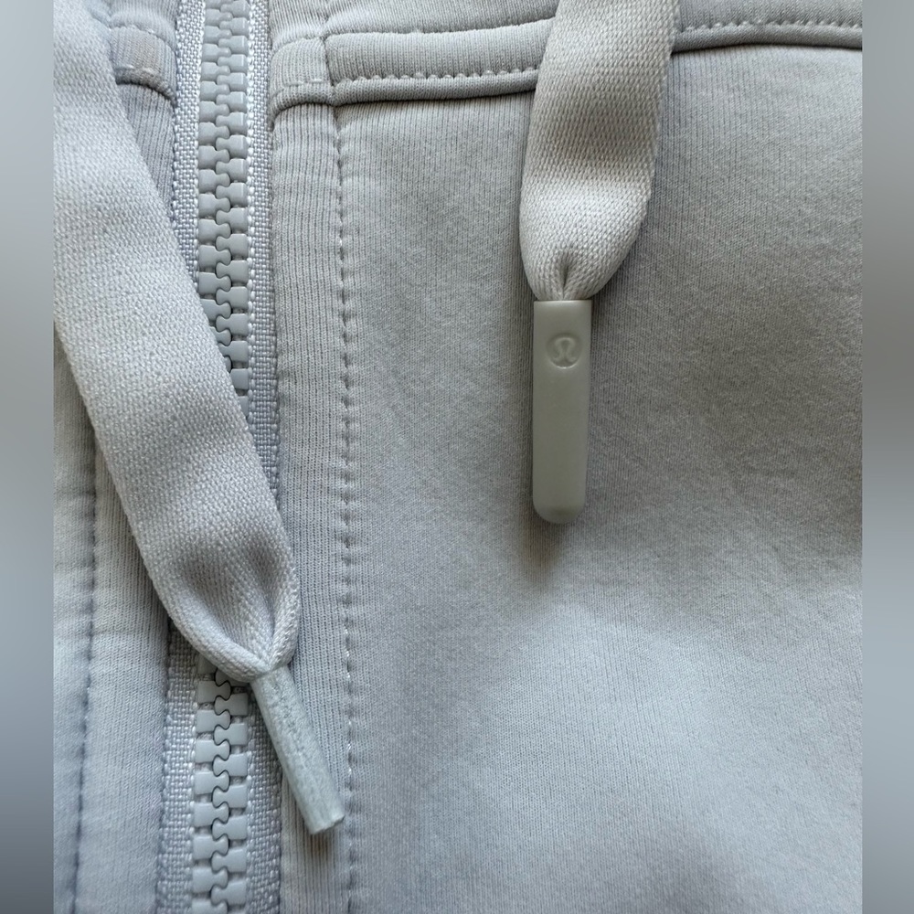 lululemon athletica Rogue Jacket - Picture 7 of 16